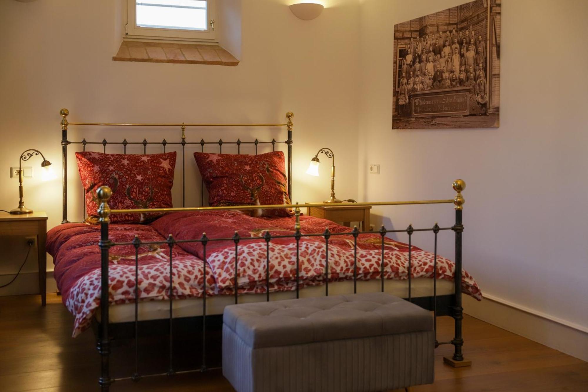 Boutique-Hotel Im Sternenhof Grosskarlbach Εξωτερικό φωτογραφία